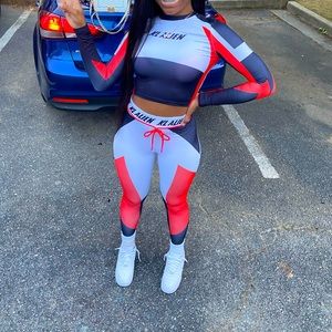 2 Piece KL Alien Set